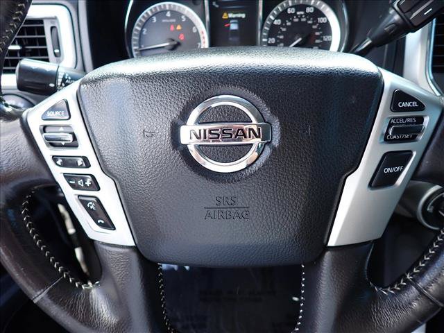 Used 2018 Nissan Titan PRO-4X w/ Pro-4x Convenience Package AWD/4WD image 16