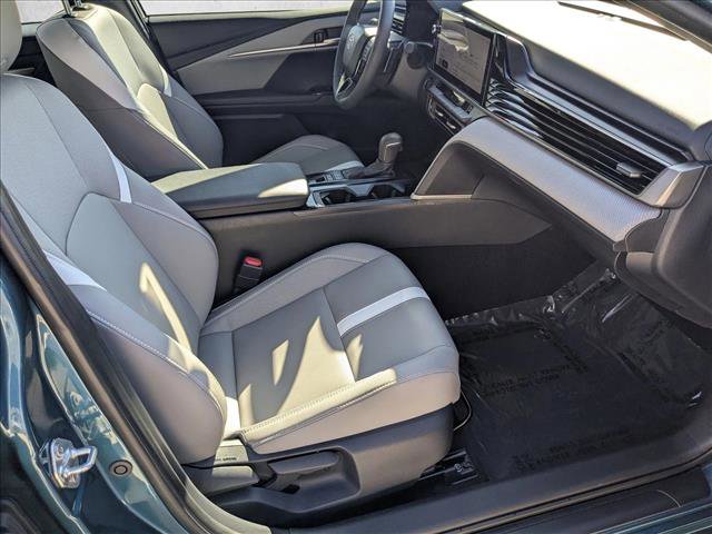 Used 2025 Toyota Camry SE image 20
