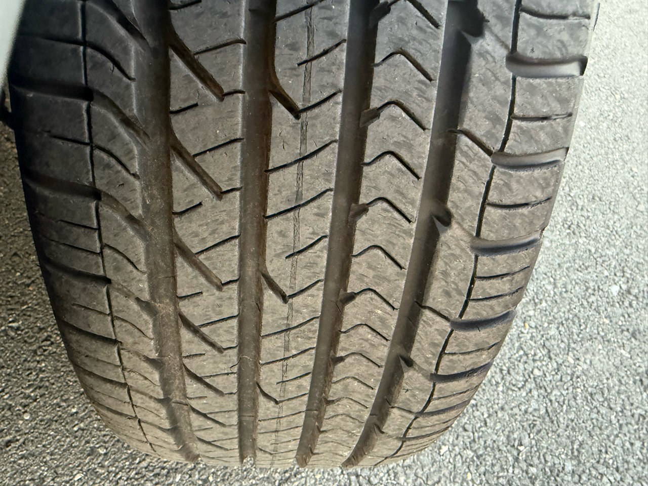 Used 2000 Mercedes-Benz E 430 Sedan image 35