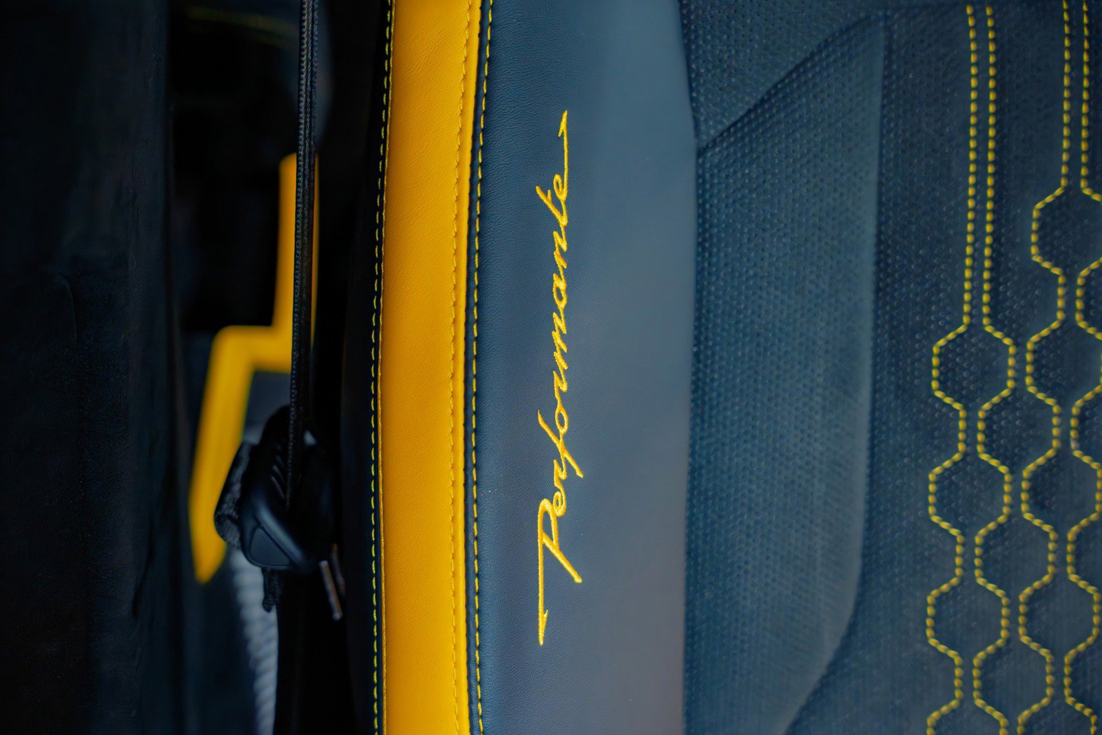 Used 2024 Lamborghini Urus Performante image 21