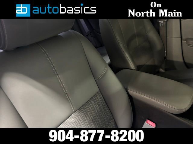 Used 2015 Chevrolet Impala LT FWD image 11