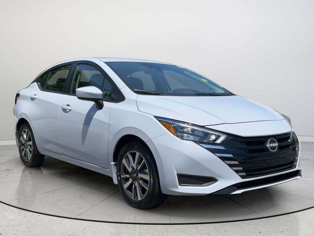 Used 2025 Nissan Versa SV w/ Trunk Package FWD image 1