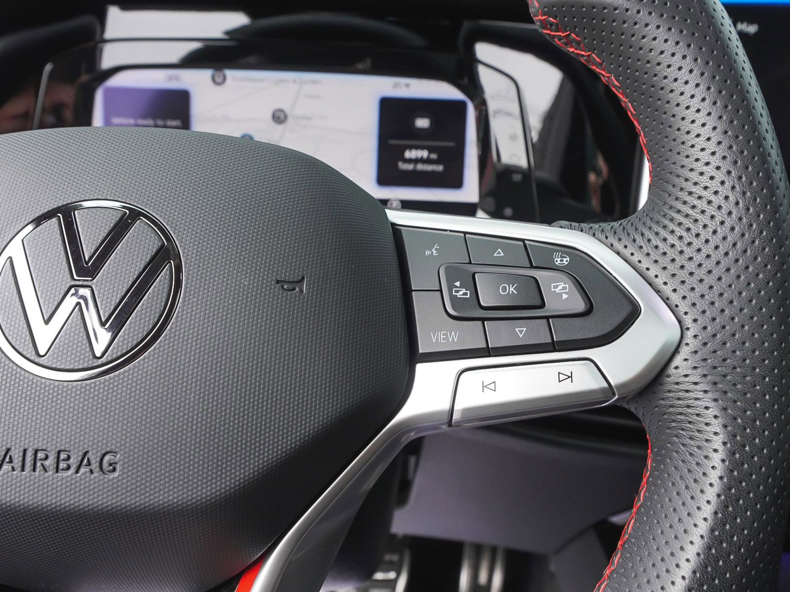 Used 2025 Volkswagen GTI SE w/ SE Leather Seating Package FWD image 18