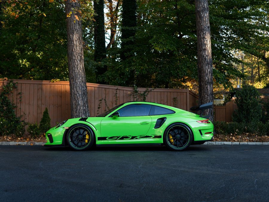 Used 2019 Porsche 911 GT3 RS image 2