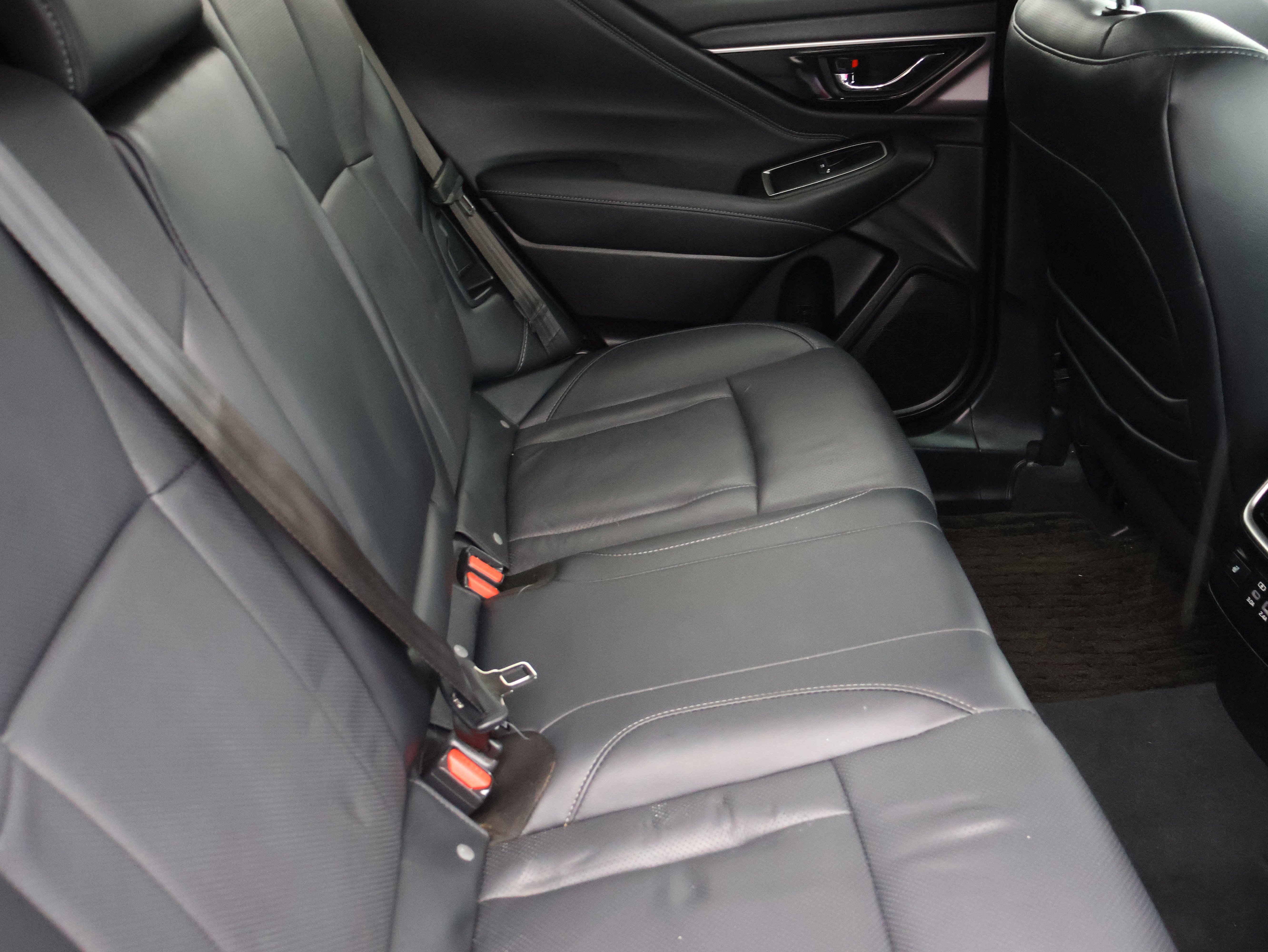 Used 2023 Subaru Outback Limited image 13