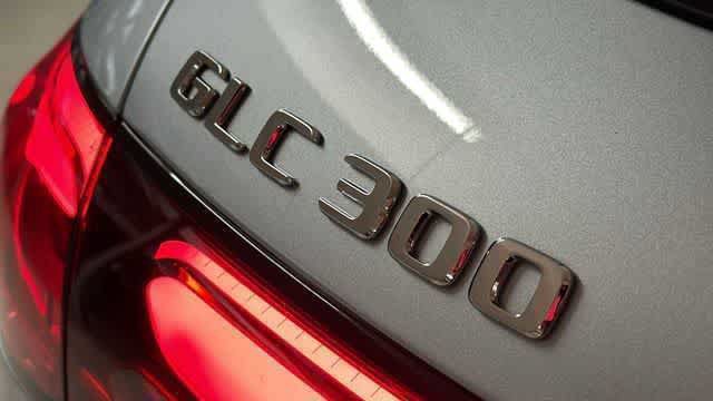 Certified 2026 Mercedes-Benz GLC 300 4MATIC image 9