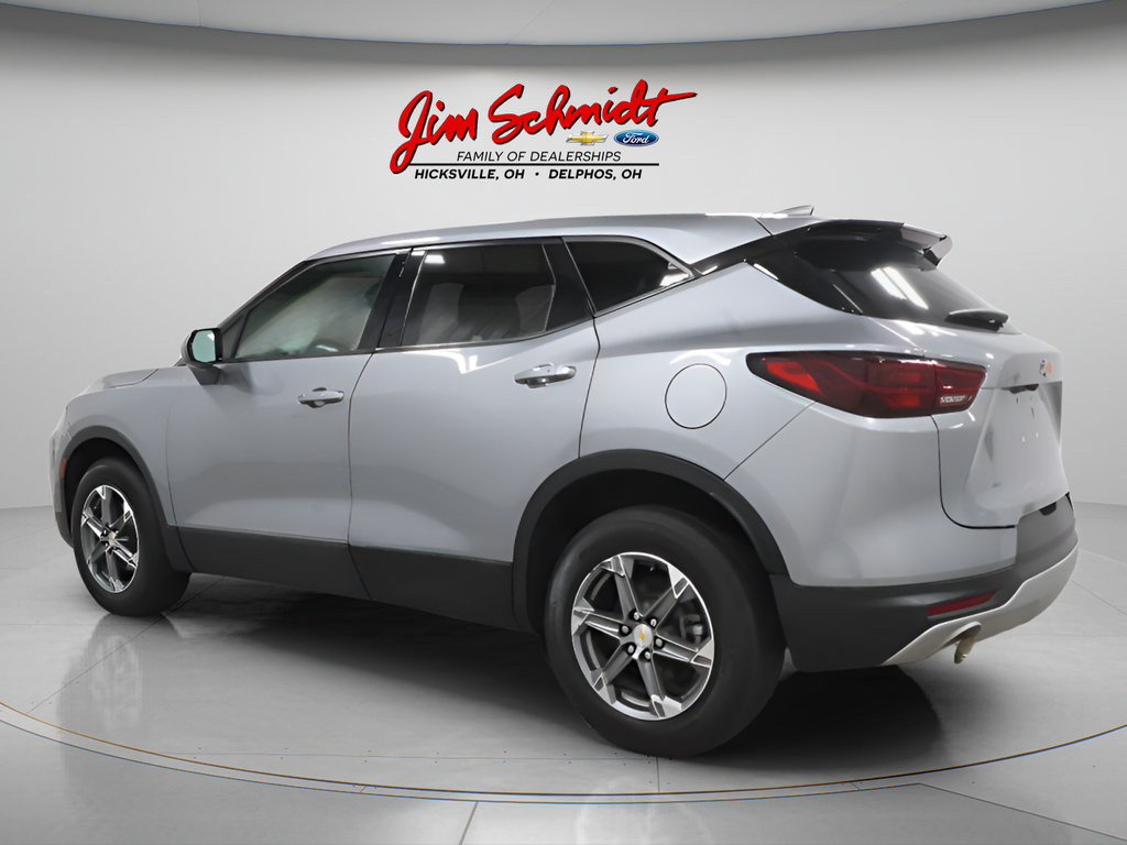 Used 2025 Chevrolet Blazer LT AWD/4WD image 4
