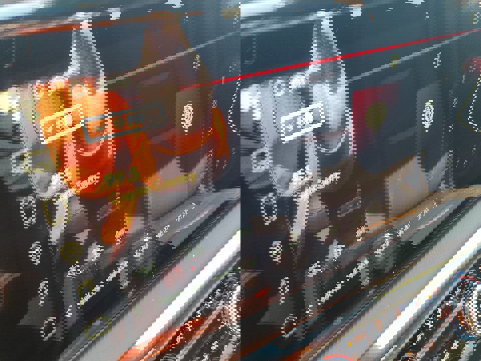 Used 2024 GMC Sierra 1500 AT4 w/ Technology Package image 21