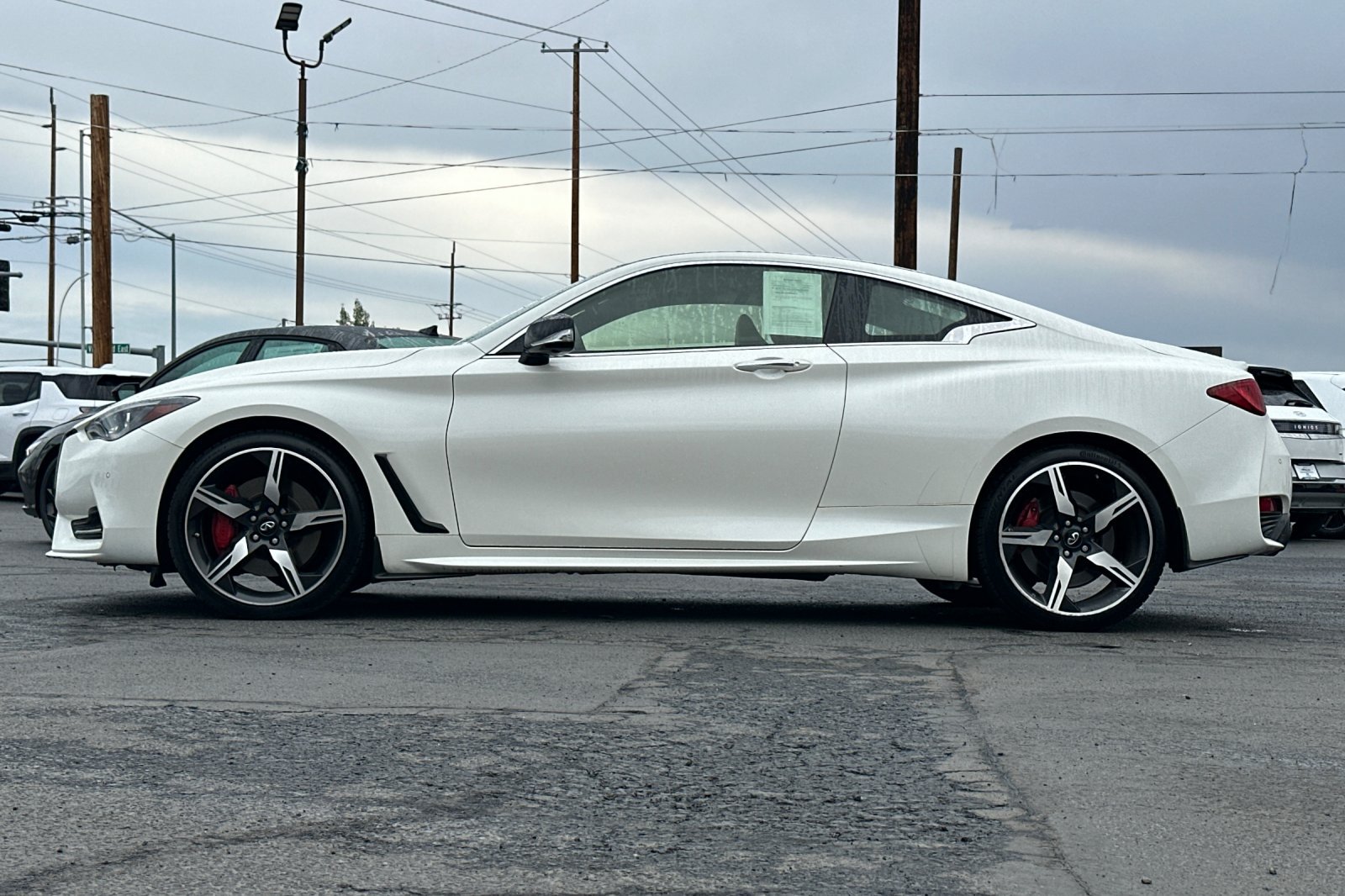 Used 2022 INFINITI Q60 Red Sport 400 w/ Cargo Package AWD/4WD image 8