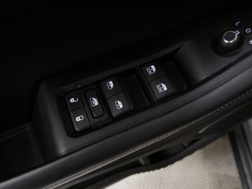 Used 2022 Jeep Grand Cherokee Limited 4xe image 15