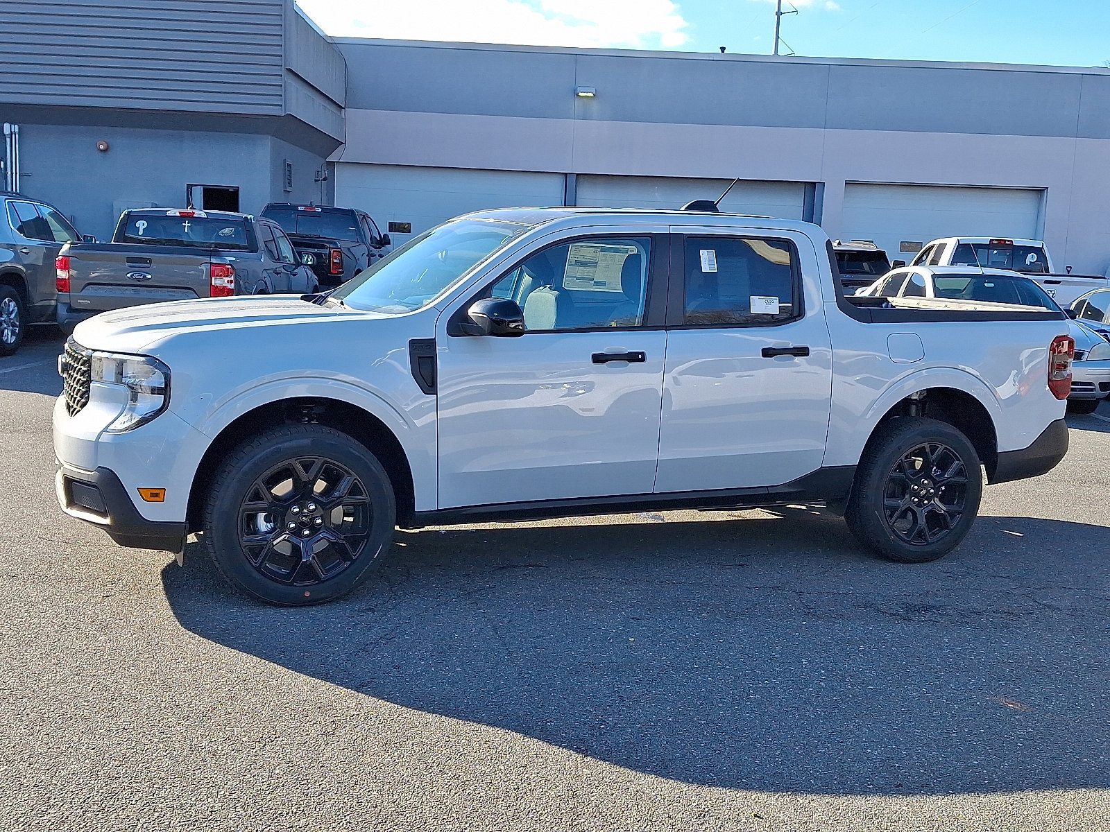 New 2026 Ford Maverick XLT w/ XLT Luxury Package AWD/4WD image 4