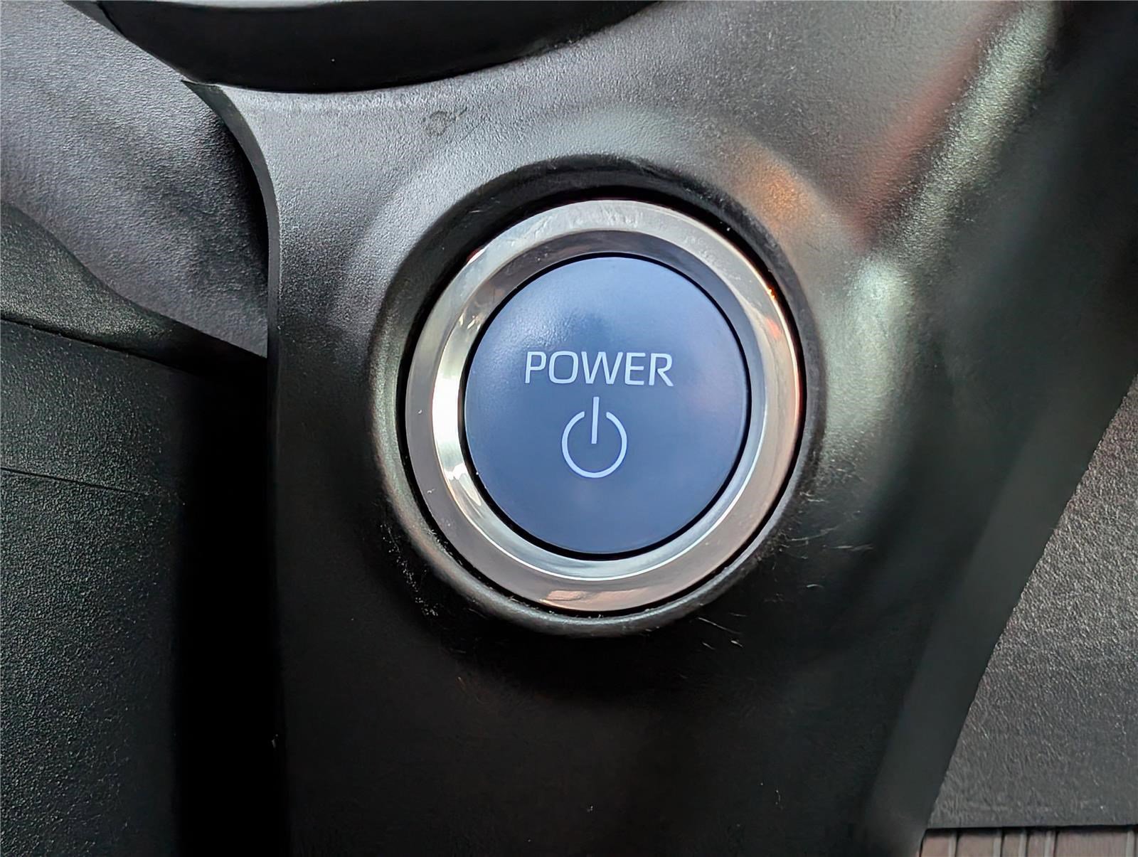 Used 2024 Toyota Sienna XSE w/ XSE Plus Package image 26