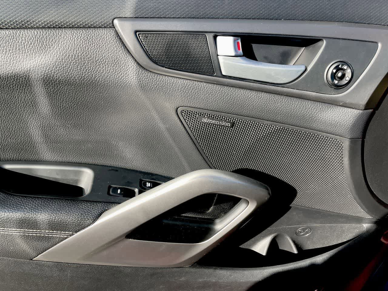 Used 2014 Hyundai Veloster Turbo image 28