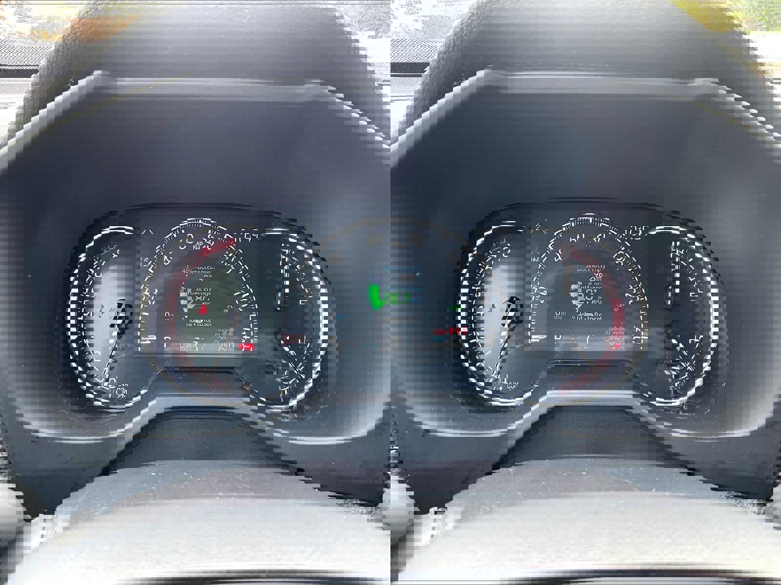 Used 2025 Toyota RAV4 XLE image 25