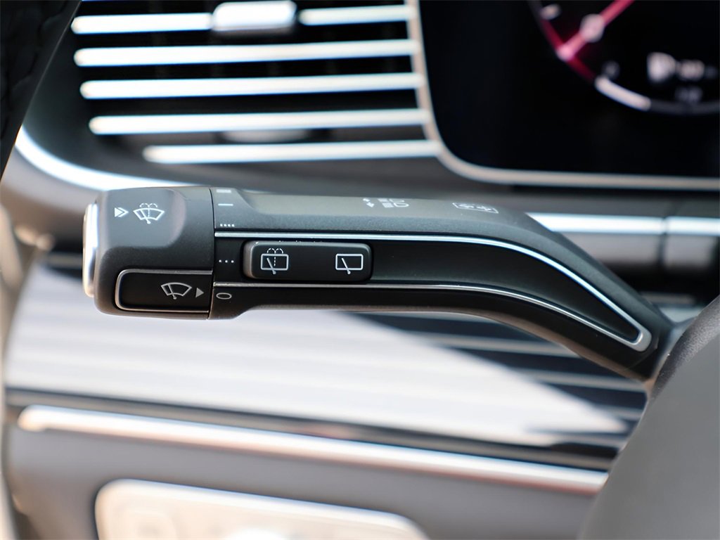 New 2025 Mercedes-Benz GLE 450 4MATIC image 37