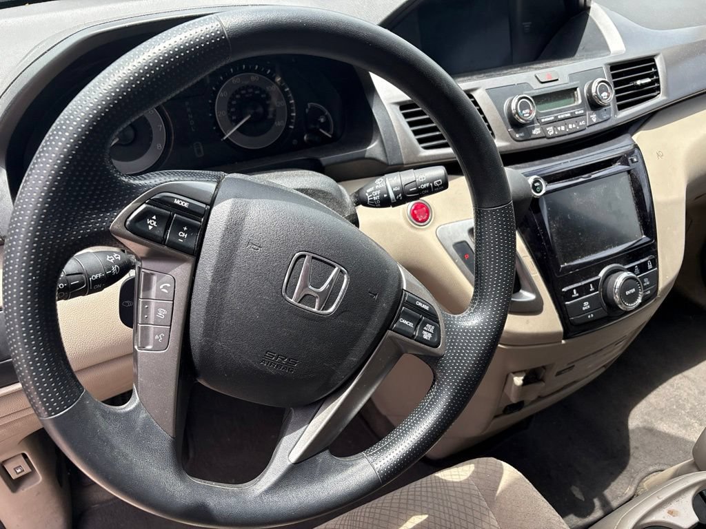 Used 2016 Honda Odyssey SE image 12