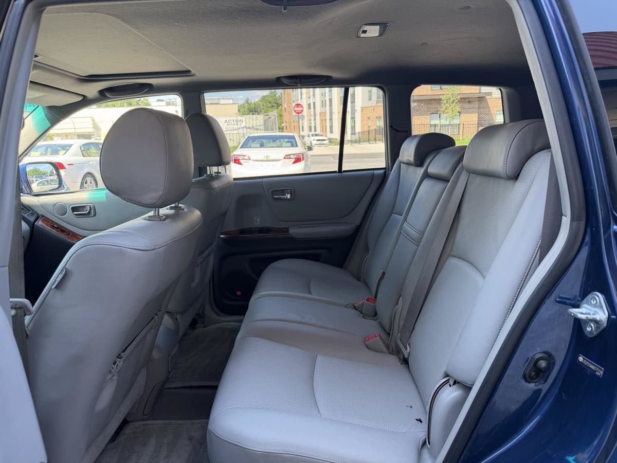 Used 2006 Toyota Highlander Limited AWD/4WD image 11