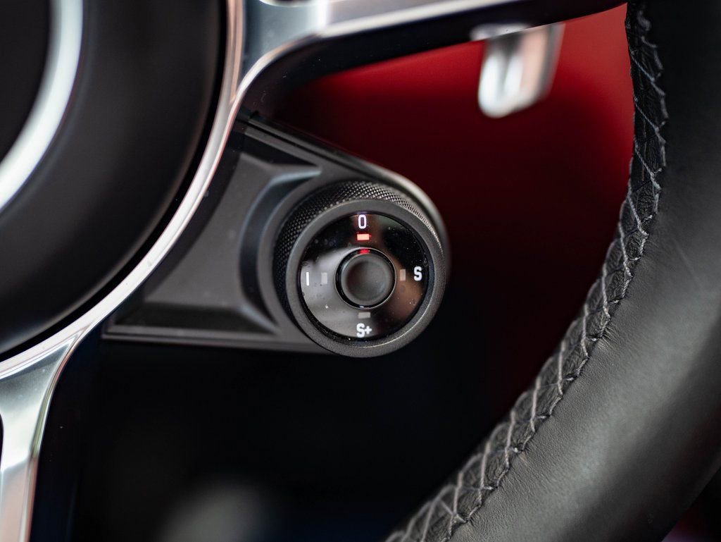 Certified 2023 Porsche Cayenne Platinum Edition image 28