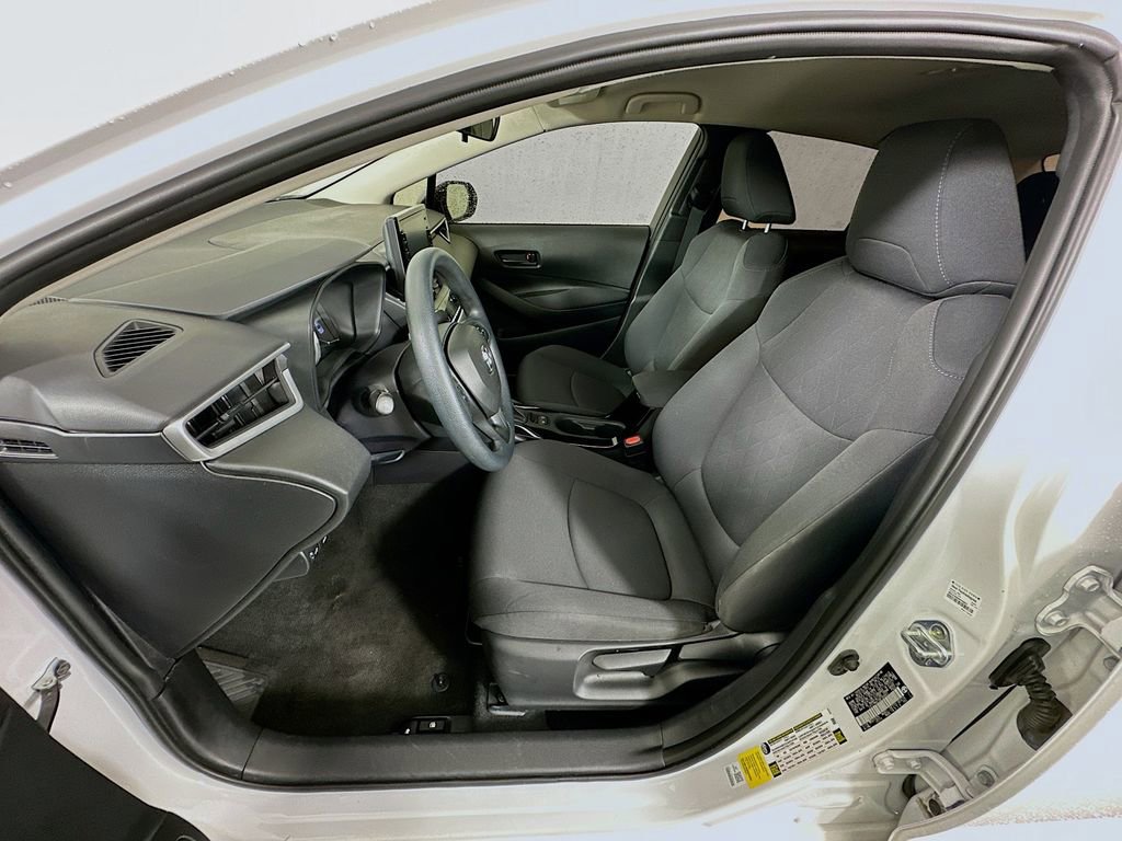 Used 2022 Toyota Corolla LE image 20