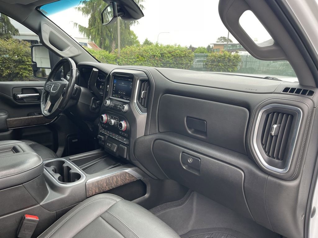 Certified 2022 GMC Sierra 3500 Denali AWD/4WD image 30
