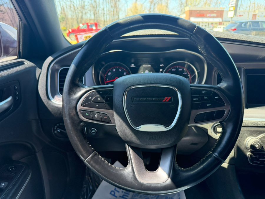 Used 2019 Dodge Charger SXT w/ Leather Interior Group image 19