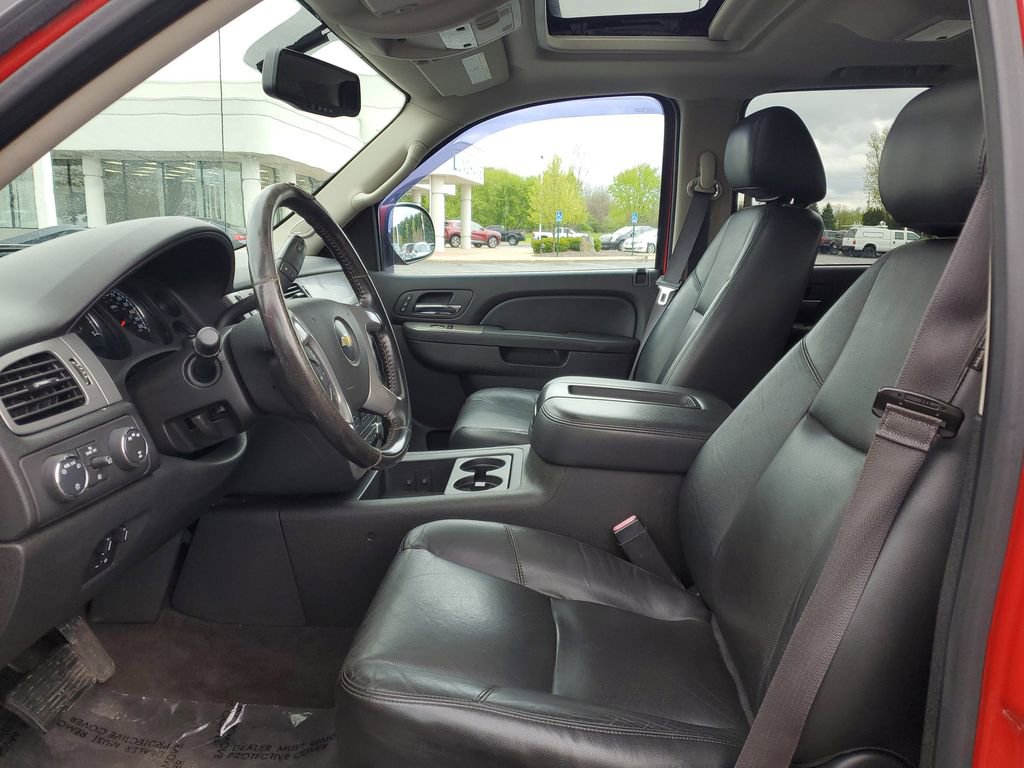 Used 2014 Chevrolet Silverado 2500 LTZ w/ LTZ Plus Package AWD/4WD image 8