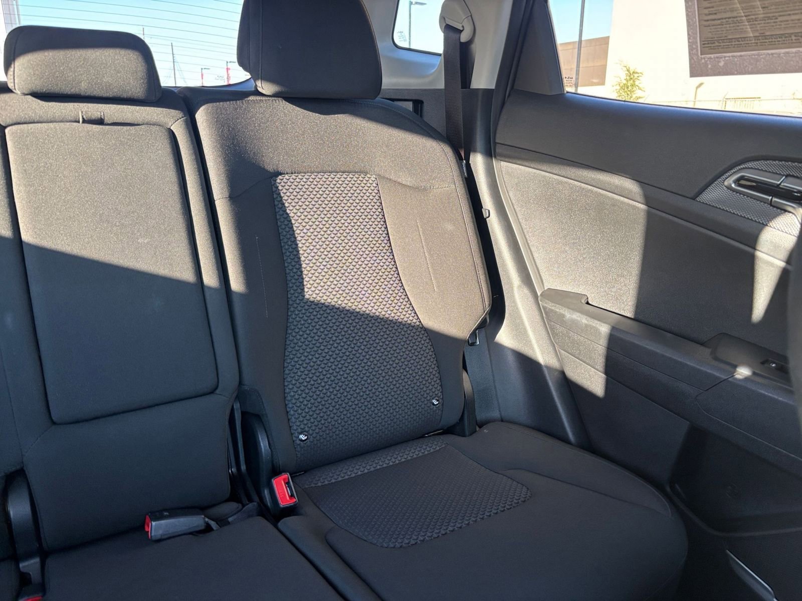 Used 2025 Kia Sportage LX image 36