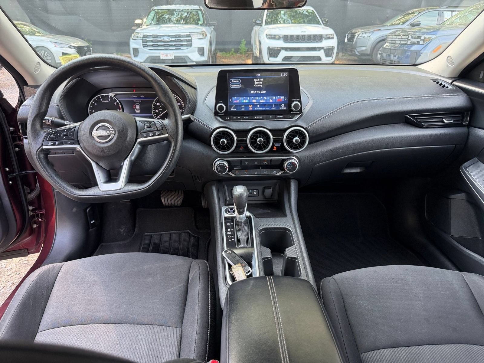 Used 2025 Nissan Sentra SV FWD image 31