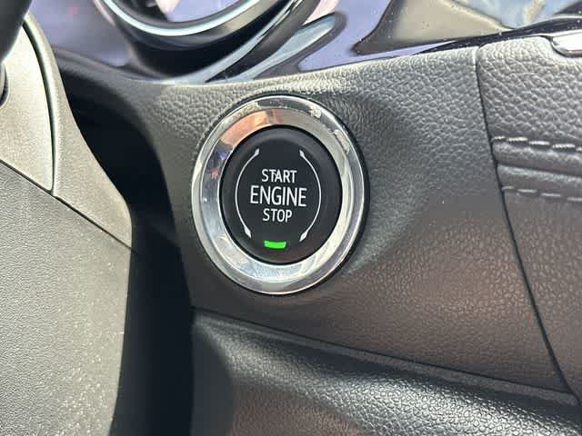 Used 2023 Buick Encore GX Essence w/ Experience Buick Package AWD/4WD image 11