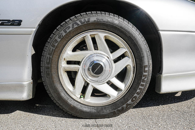 Used 1995 Chevrolet Camaro Z28 RWD image 71
