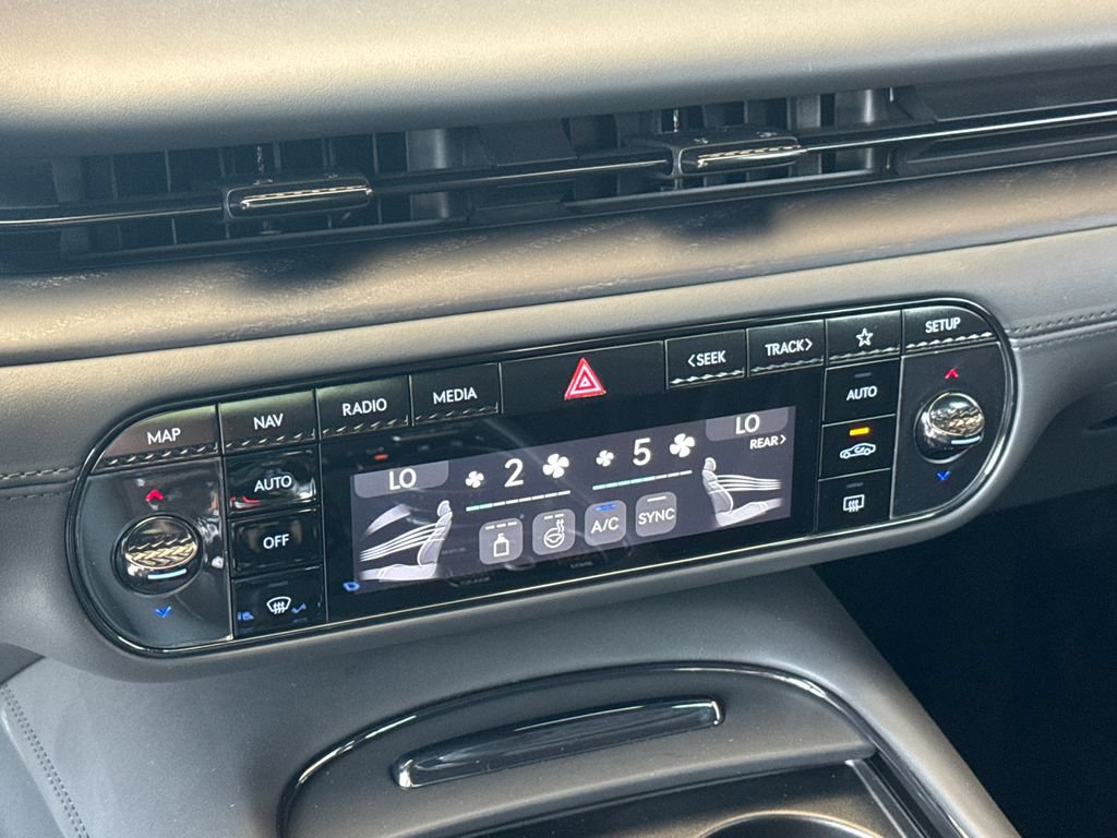 New 2026 Genesis G90 3.5T Prestige AWD/4WD image 29