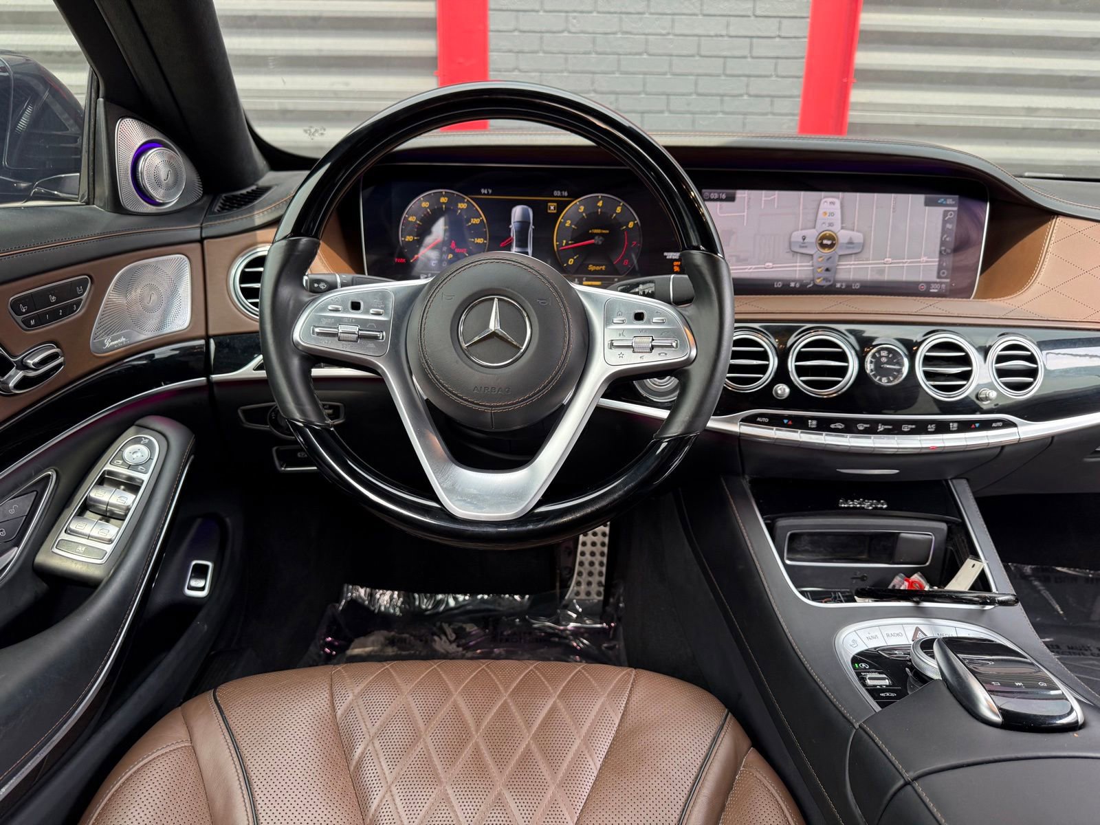 Used 2019 Mercedes-Benz S 560 Sedan image 25