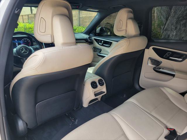 Used 2023 Mercedes-Benz C 300 Sedan w/ Exclusive Trim Package image 13