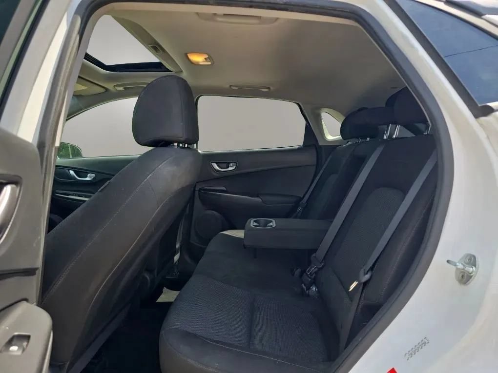 Used 2022 Hyundai Kona SEL w/ Convenience Package FWD image 37