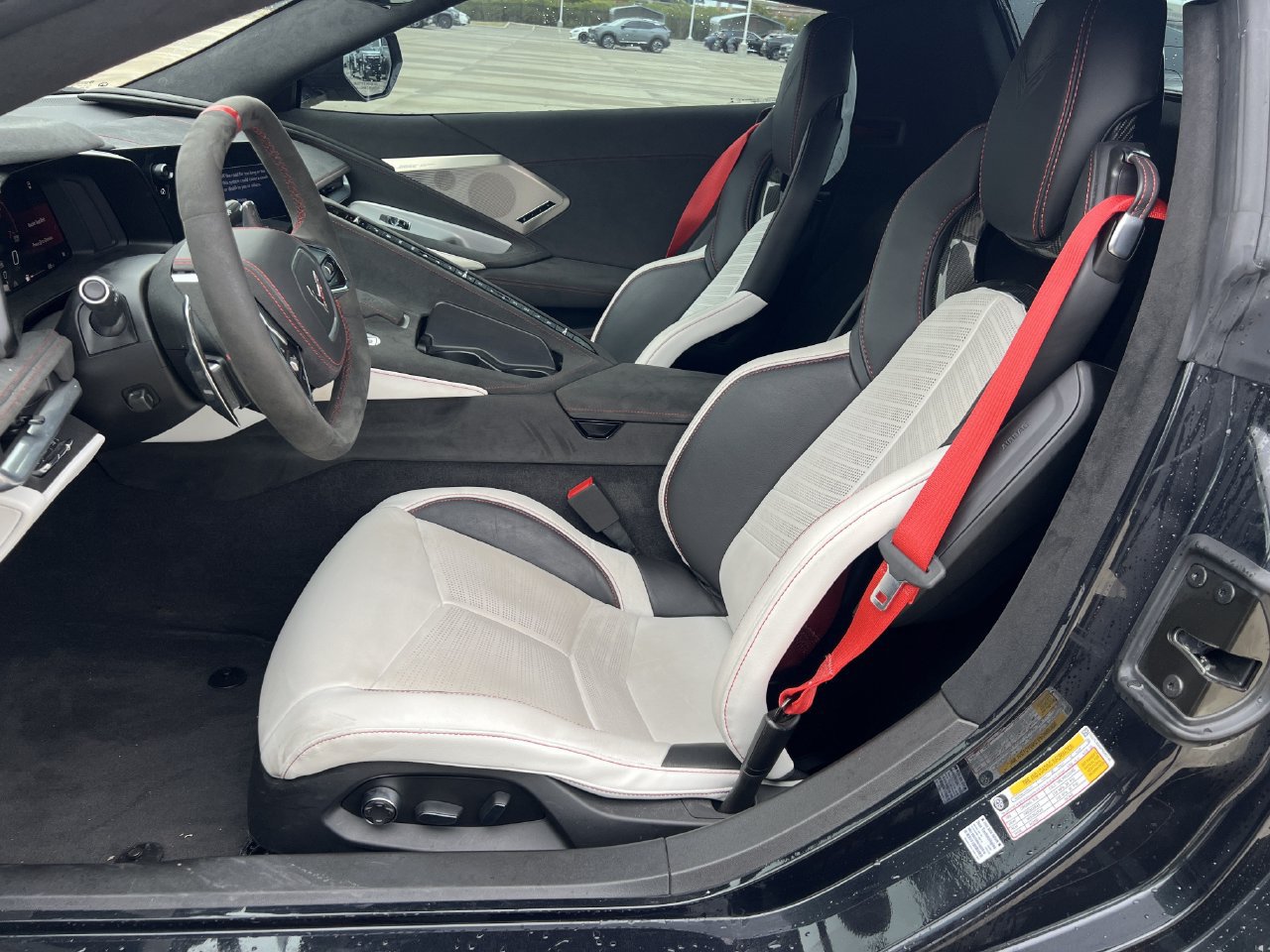 Used 2023 Chevrolet Corvette Stingray Premium Conv w/ Z51 Performance Package RWD image 7