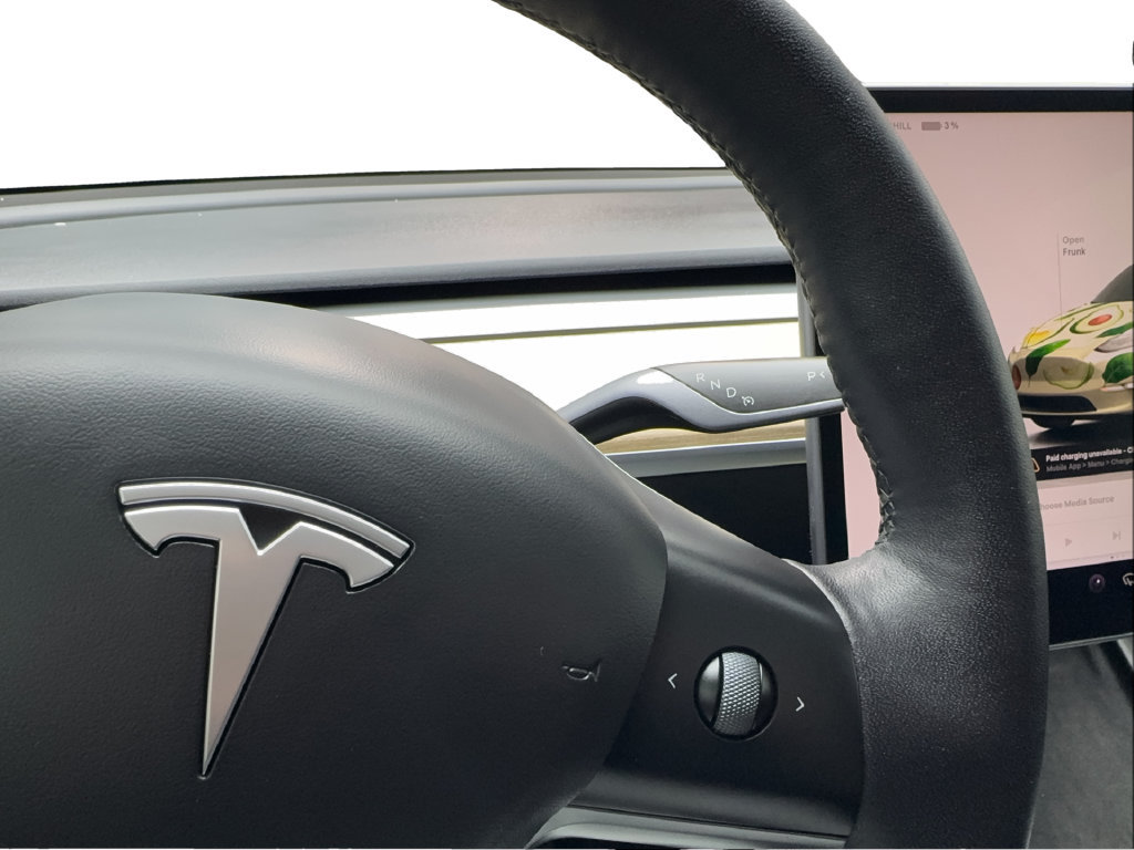 Used 2023 Tesla Model Y Long Range AWD/4WD image 43
