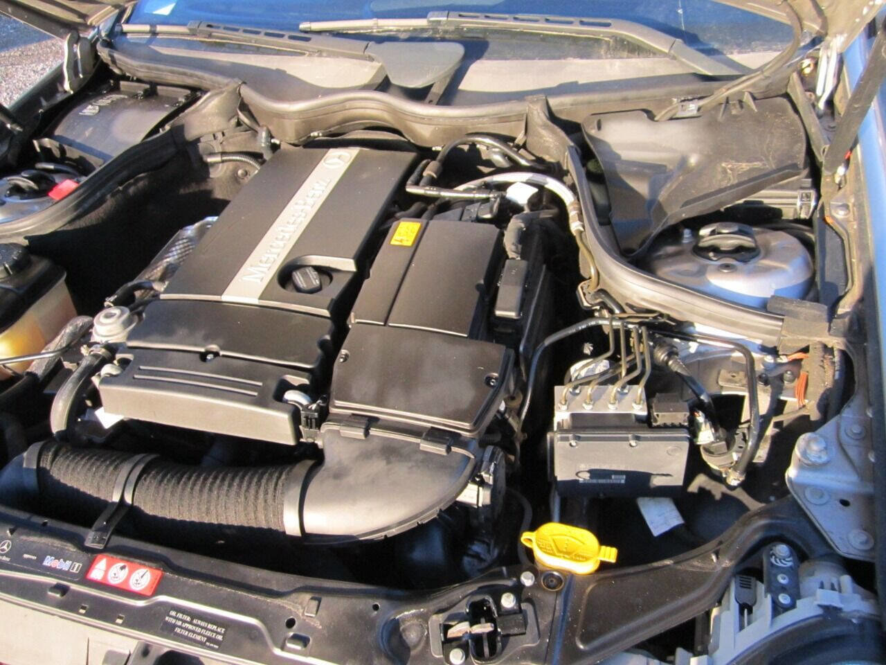 Used 2005 Mercedes-Benz C 230 Sedan image 12