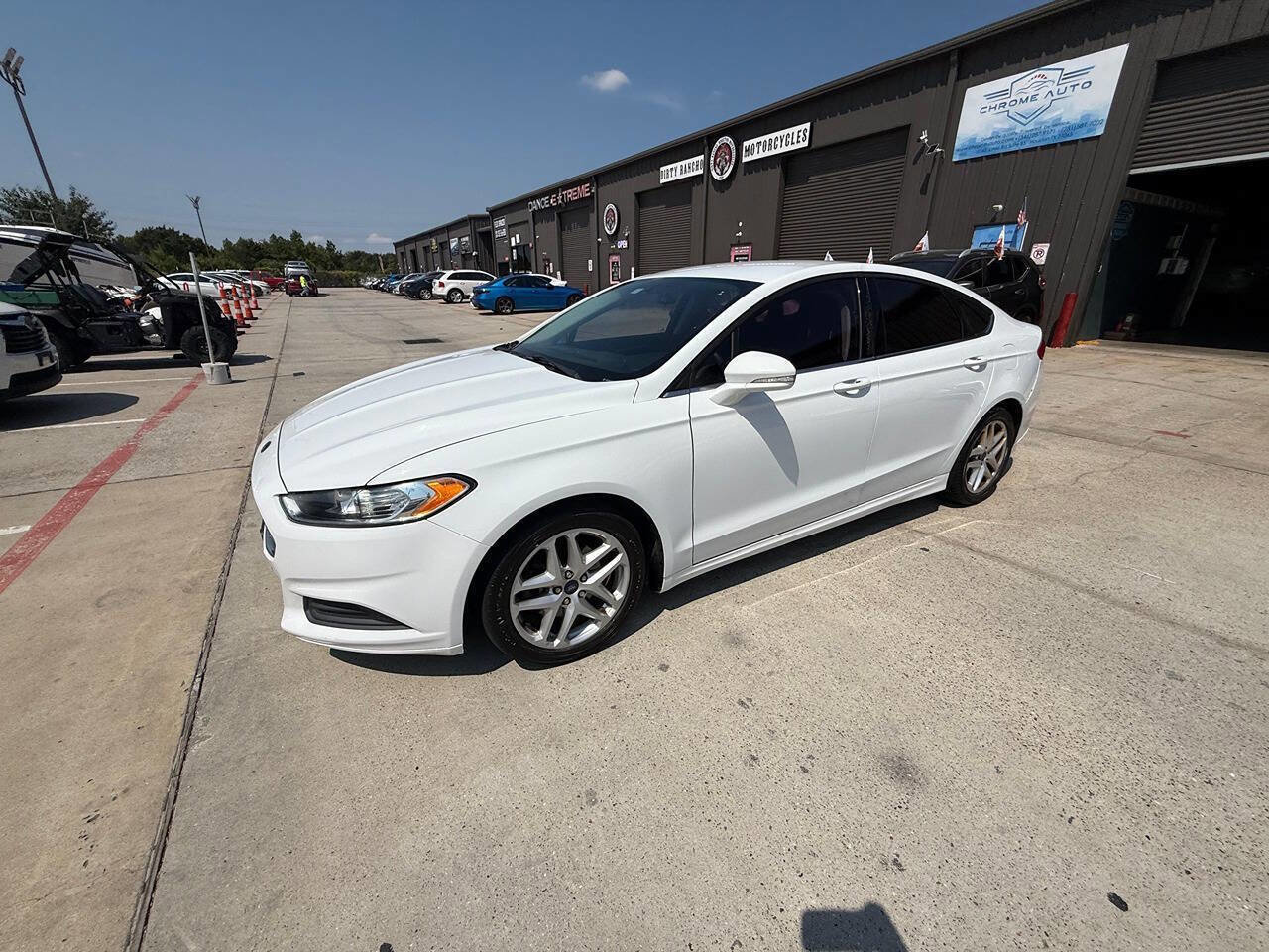 Used 2015 Ford Fusion SE image 21