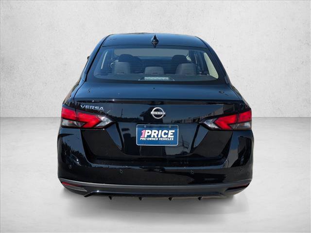 Used 2025 Nissan Versa SV image 6
