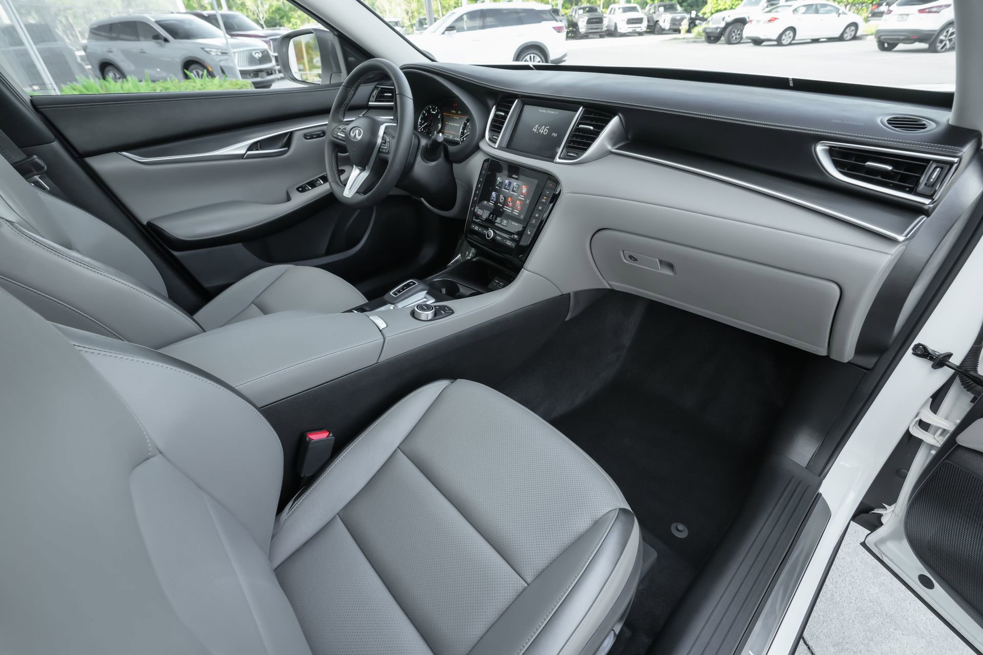 Used 2025 INFINITI QX50 Luxe image 37