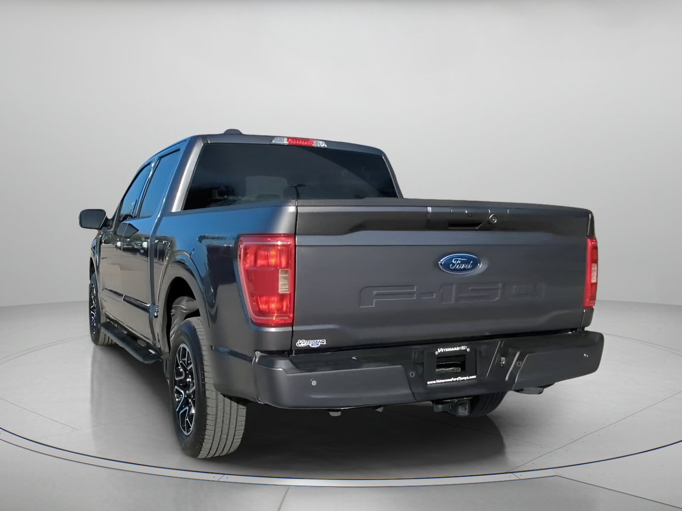 Certified 2021 Ford F150 XLT w/ Equipment Group 302A High image 21