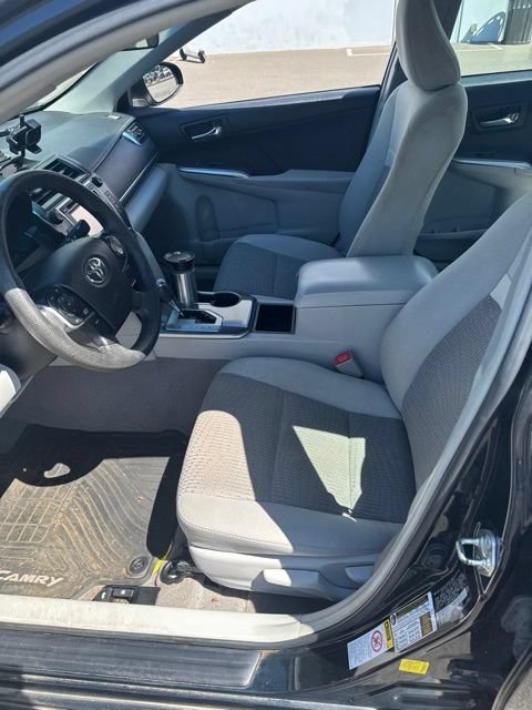 Used 2014 Toyota Camry LE FWD image 4