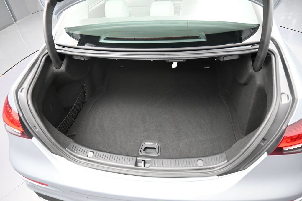 Used 2023 Mercedes-Benz E 350 4MATIC Sedan image 34