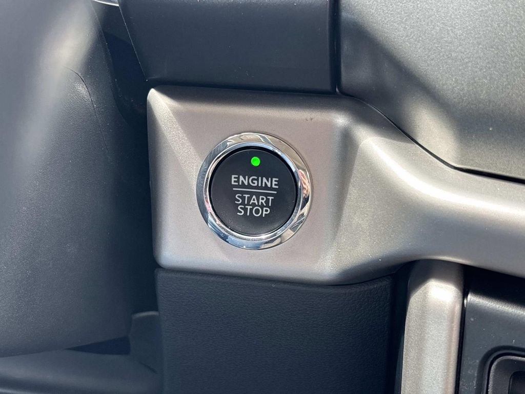 Used 2024 Ford Expedition Max XLT image 22