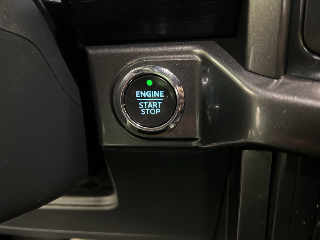 Certified 2022 Ford F150 XLT w/ Equipment Group 302A High image 18