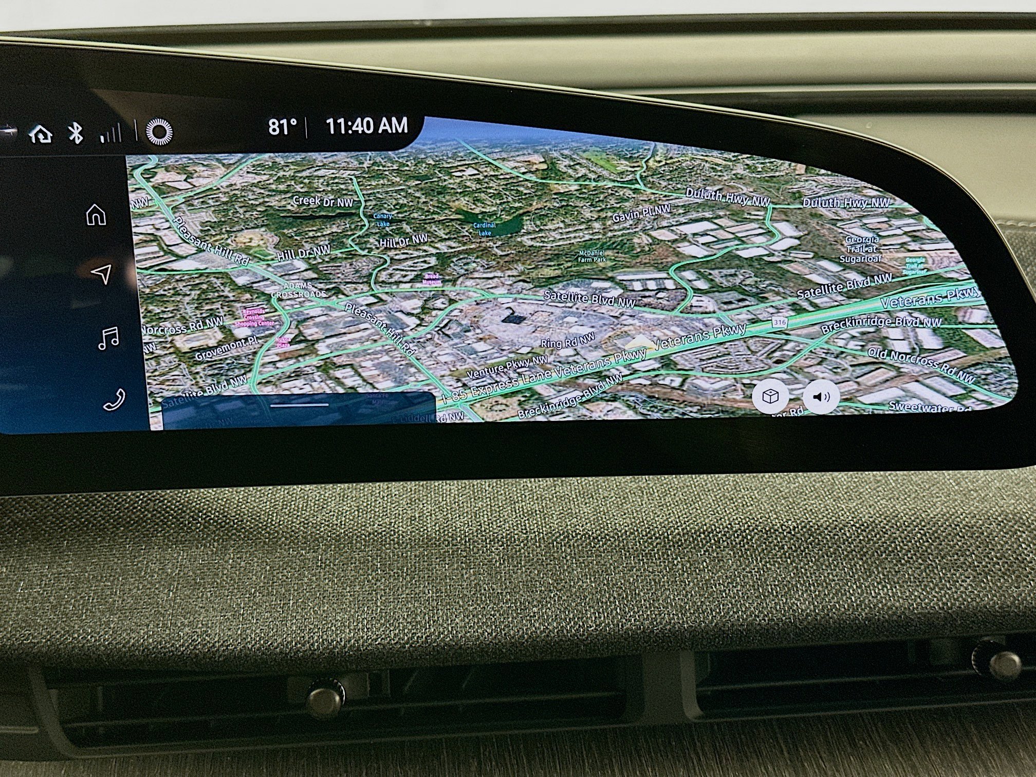 Used 2024 Lucid Air Pure RWD image 22