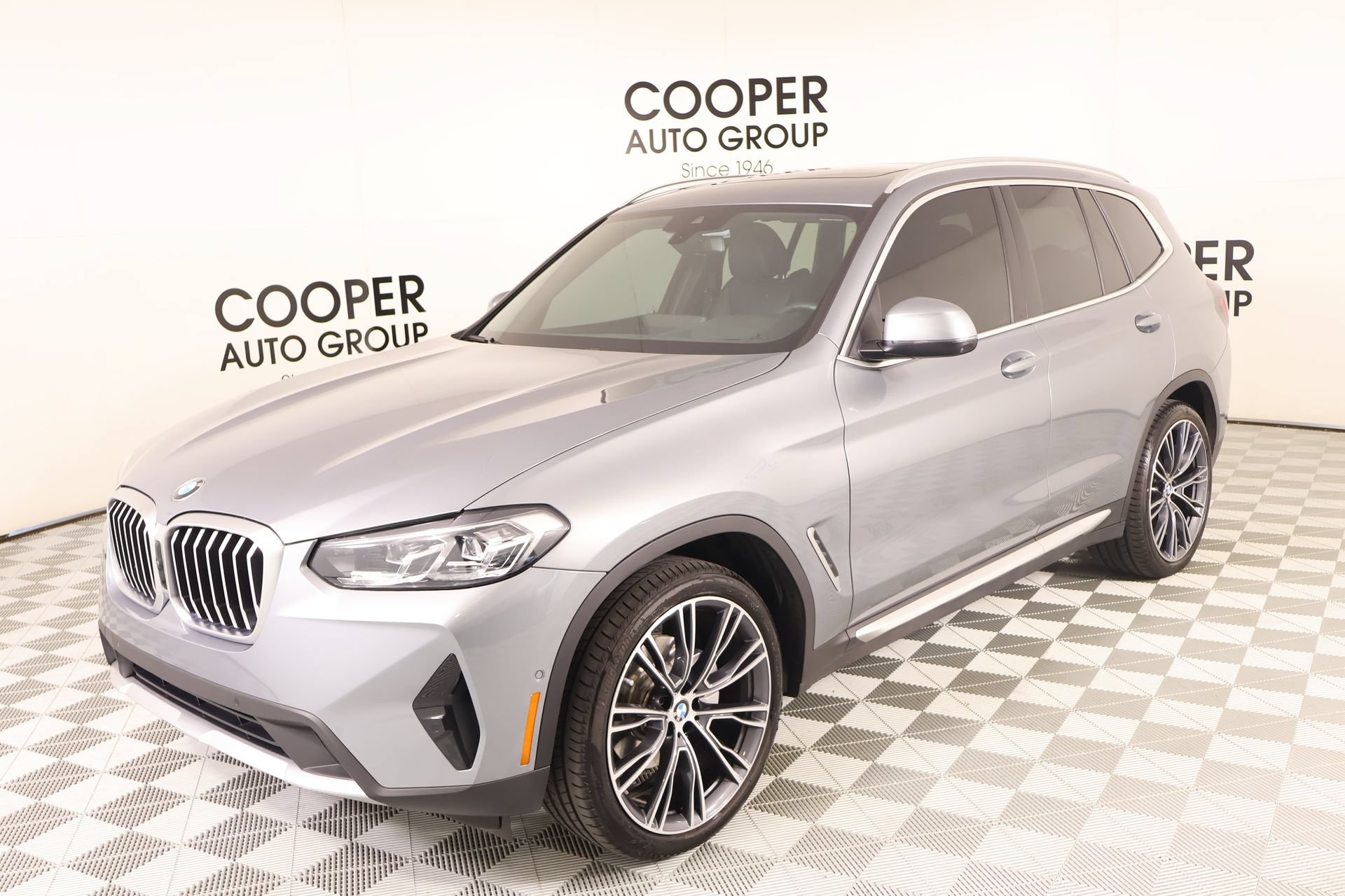 Used 2024 BMW X3 xDrive30i w/ Premium Package AWD/4WD image 11