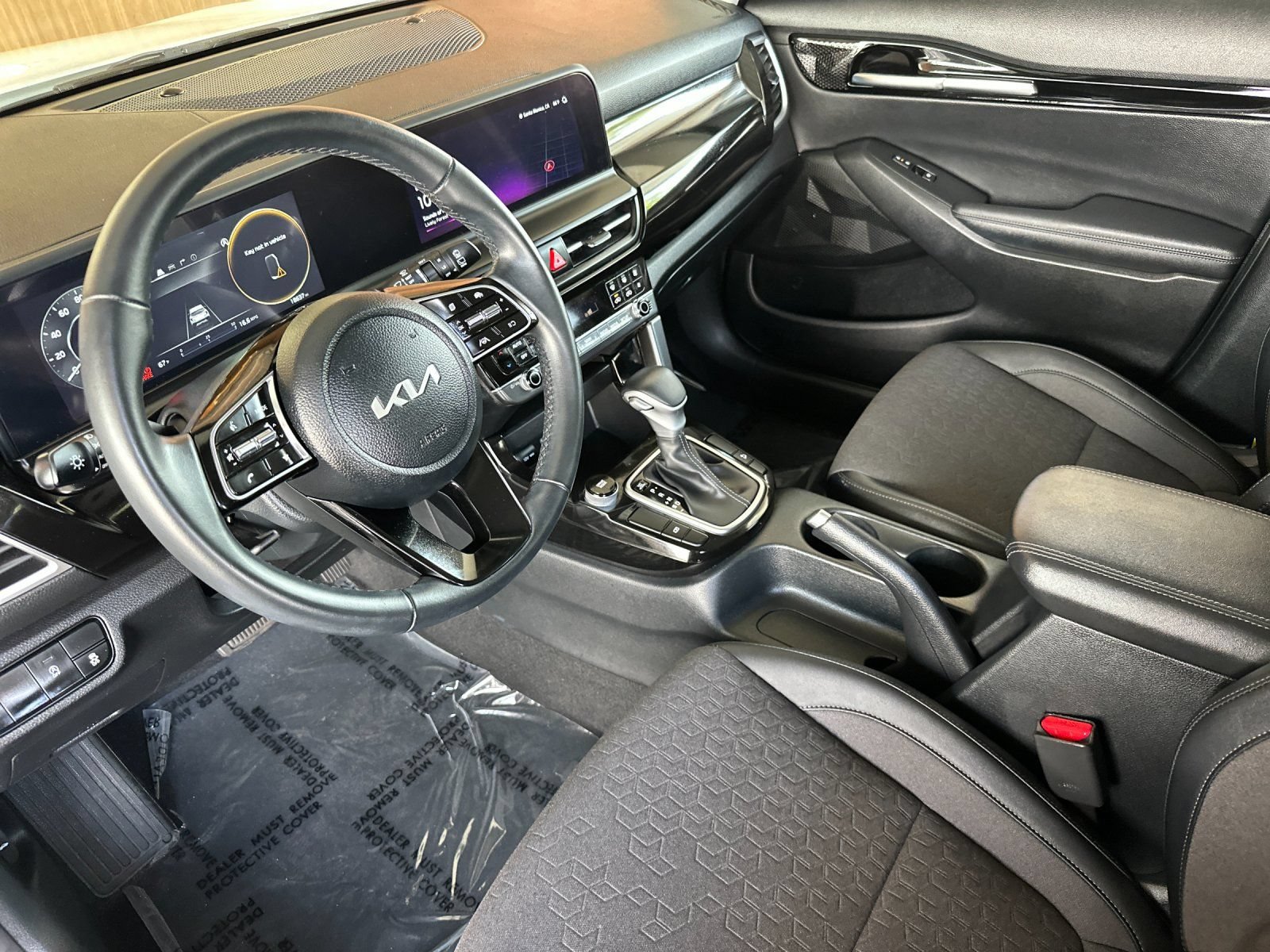 Certified 2024 Kia Seltos S FWD image 11