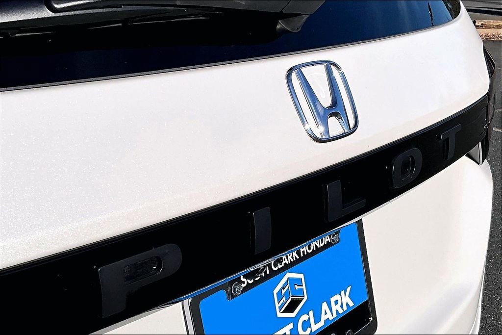 Certified 2025 Honda Pilot EX-L image 23