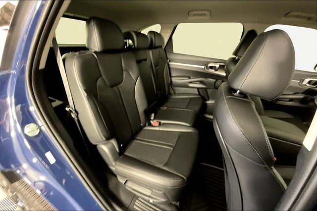 Certified 2026 Kia Sorento EX AWD/4WD image 11